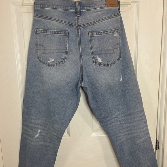 High Rise Mom Jeans Light Blue Wash with Rips - Picture 3 of 6
